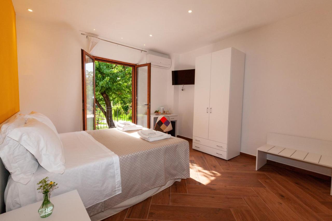 B&B Le Dee Di Paestum Zewnętrze zdjęcie